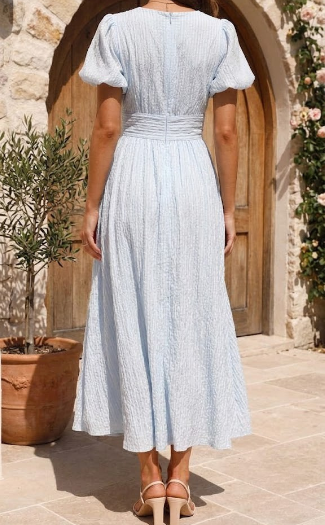 Manon | Robe midi fluide, corsage boutonné et jupe évasée