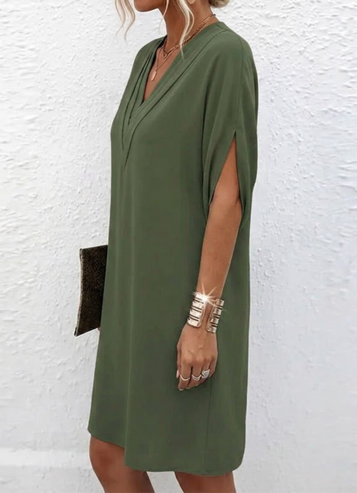 Bérénice | Robe droite unie, col V et manches fendues