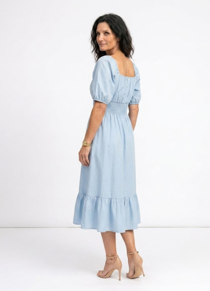 Noémie | Robe évasée, encolure carrée et manches bouffantes