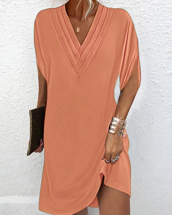 Bérénice | Robe droite unie, col V et manches fendues